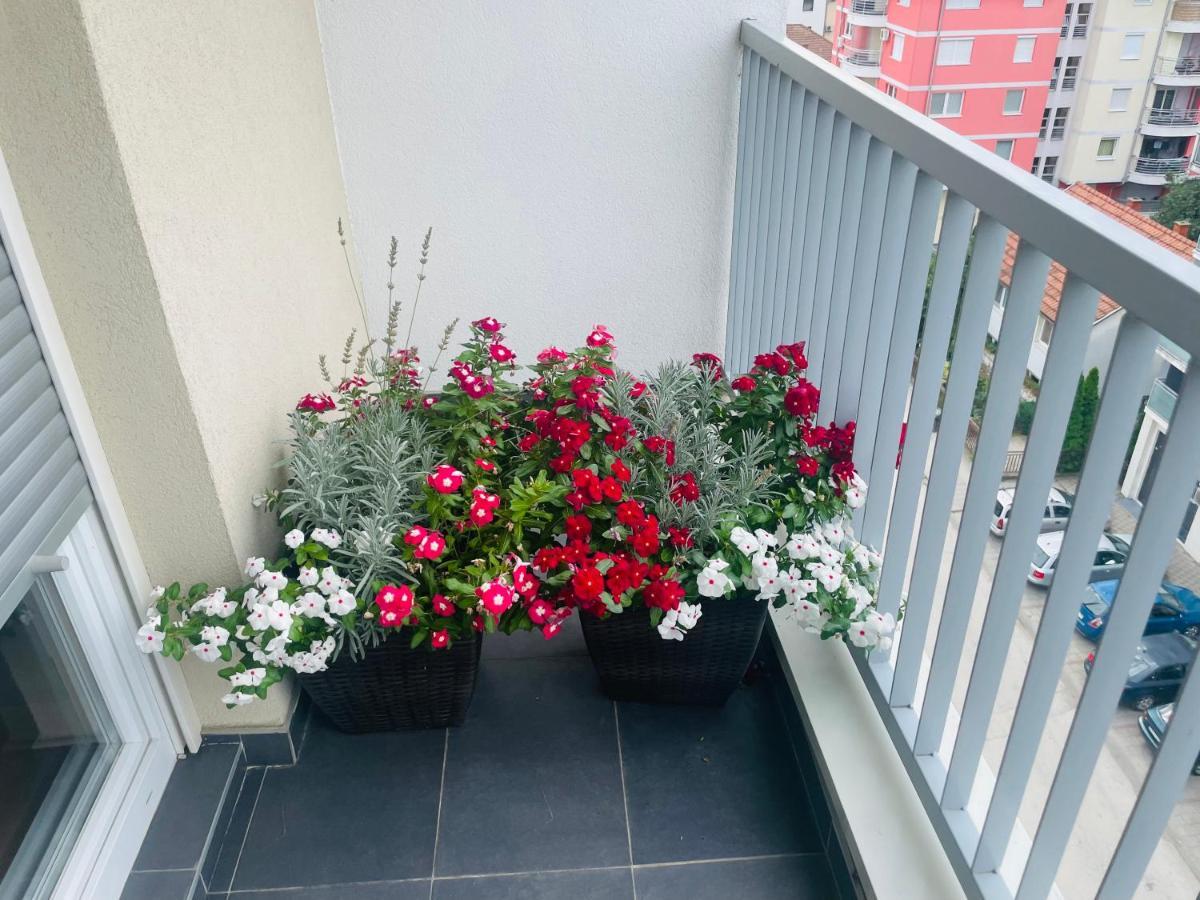 דובוי Apartman M&M מראה חיצוני תמונה